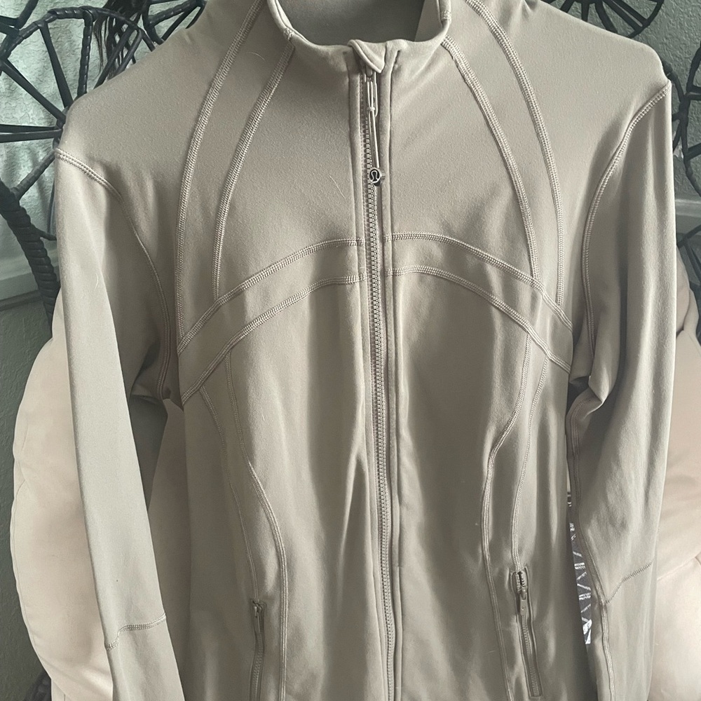 Lululemon Athletica define jacket - trench - 1 DAY SALE